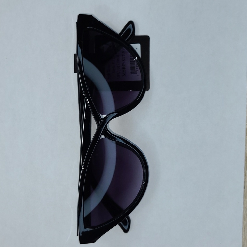 Blue Gem Black Cat Eye Sunglasses